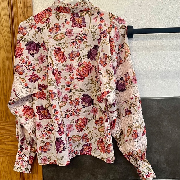 NWT House of Harlow 1960 Button Down Pink Floral Print Blouse Extra Small XS - Picture 10 of 10